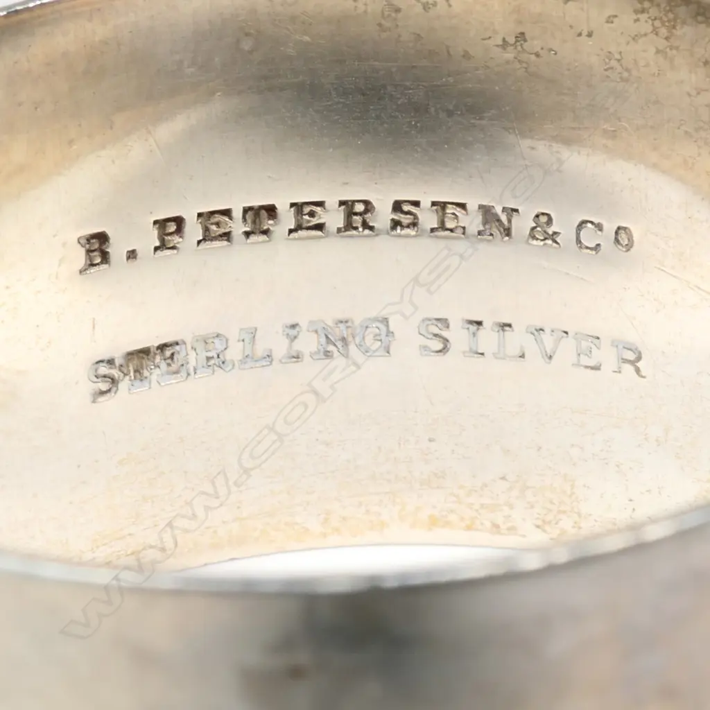 B. Petersen & Co. (Christchurch) silver napkin ring, Image 1++